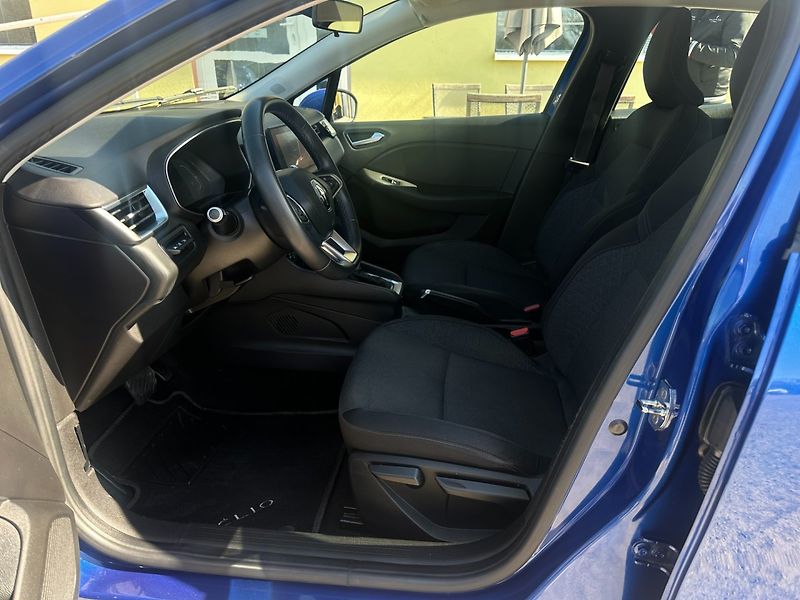 Renault Clio 1.6 E-Tech/Hybrid/103kW/TOP - fotka 10 z 38