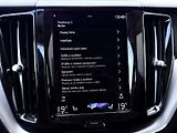 Volvo XC60 B4 AWD (nafta) // REZERVACE - náhled 34