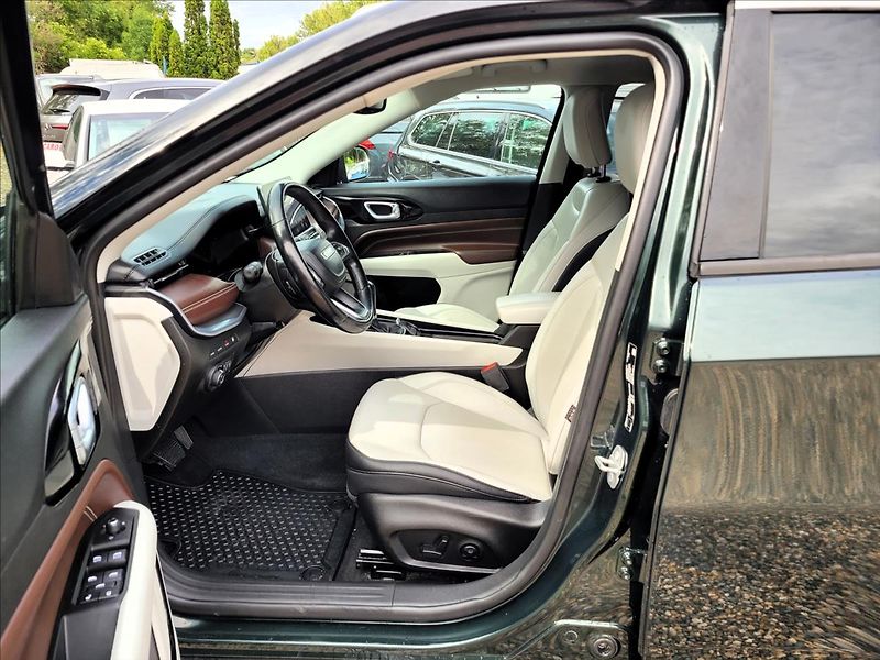 Jeep Compass 1,3 PHEV,Limited,4x4,facelift, - fotka 9 z 50