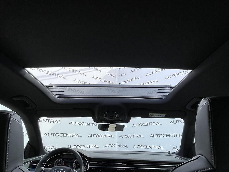 Audi Q8 3,0 TDi 50 S-line Individual - fotka 27 z 35