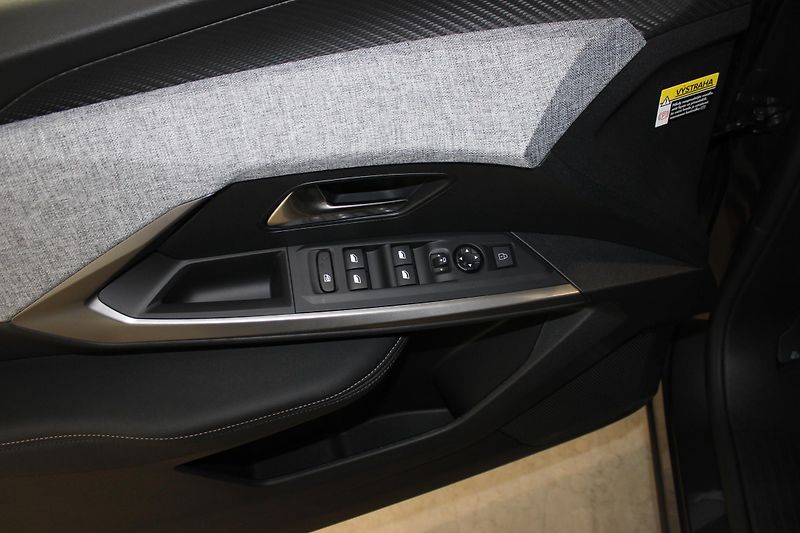 Peugeot 3008 (2026) 3008 ALLURE Hybrid 145 e-DCS6 - fotka 19 z 20