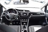 Volkswagen Touran (2017) 1.4TSI 110kw 7MÍST CLBMT NAVI - náhled 19