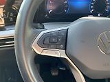 Volkswagen Golf (2023) 1.5 TSI Life GT - náhled 18