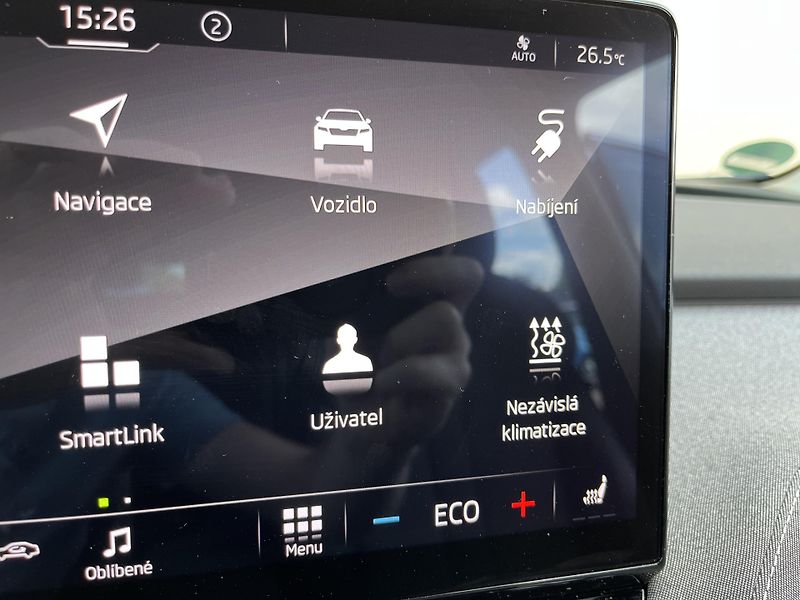 Škoda Enyaq (2022) 80 TAŽNÉ*ZAŘ*4xVÝHŘEV*EL.VÍKO - fotka 33 z 50
