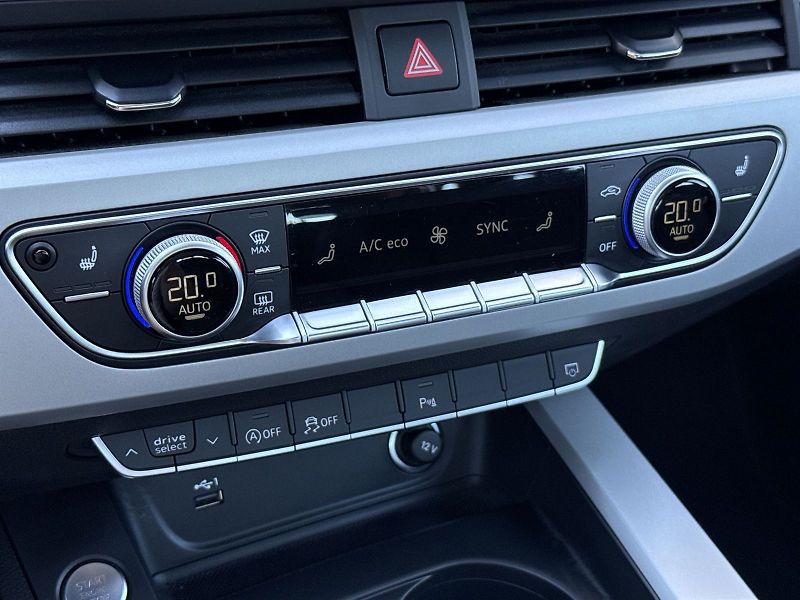 Audi A4 (2022) Avant 40 TDI Quattro Tiptronic - fotka 14 z 31