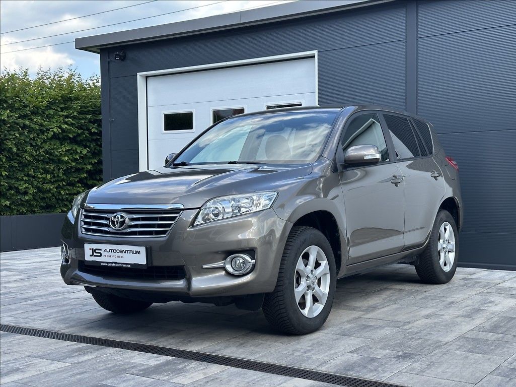 Toyota RAV4 2,0 158PS  Life A/T 4x4