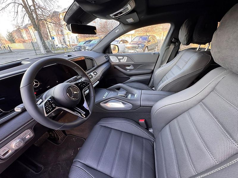 Mercedes-Benz GLE (2026) 300 d 4MATIC kupé - fotka 10 z 27