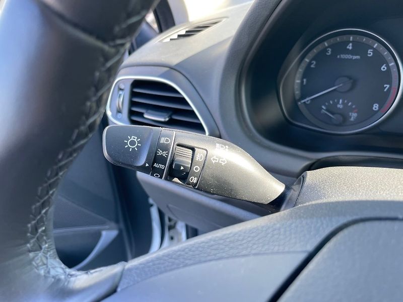 Hyundai i30 1,0 T-GDi Family Comfort, ČR - fotka 23 z 34