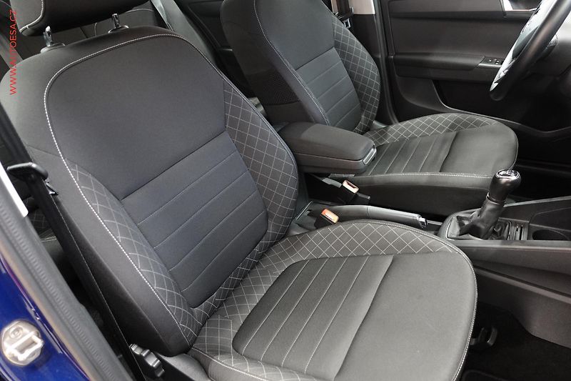 Škoda Fabia (2017) 1.4 TDi, 2.maj,ČR, Style - fotka 11 z 23