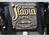 Ze startu XIV. Slánského okruhu - průjezd Londou.