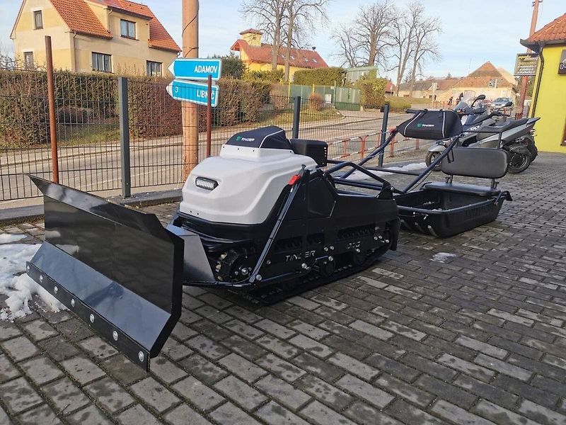 Ostatní (2021) SNOW DOG / TINGER 410 Briggs & - fotka 7 z 10