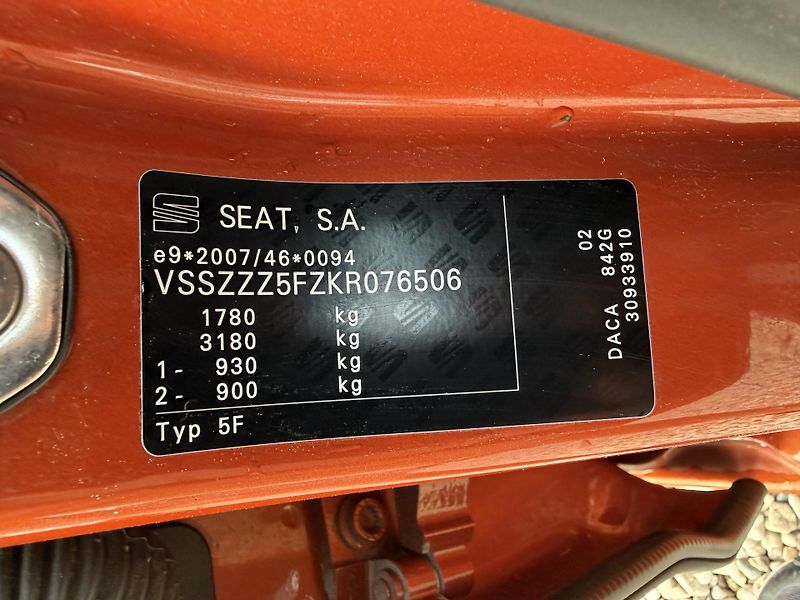 Seat Leon FR 1,5 TSi/96kW - LED,TZ,..... - fotka 51 z 66
