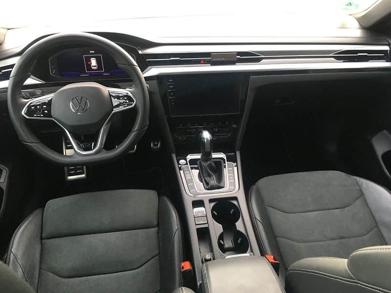 Volkswagen Arteon Shooting Brake (2020) 2.0 TDi R-Line 4x4 147kW - fotka 7 z 33