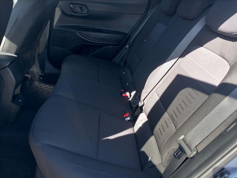 Hyundai Bayon 1,2 l STYLE MT - fotka 19 z 21