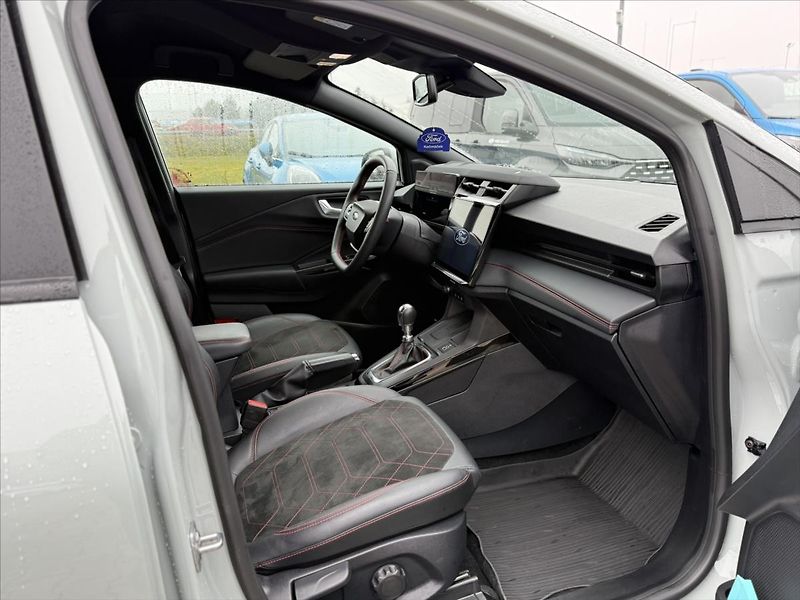 Ford Puma 1,0 EcoBoost Mhev ST-Line X - fotka 15 z 30