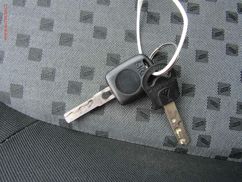 Škoda Fabia (2005) 1.2 HTP, ČR - fotka 15 z 15