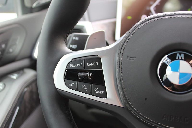BMW X5 xDrive30d Mpaket vzduch - fotka 15 z 27