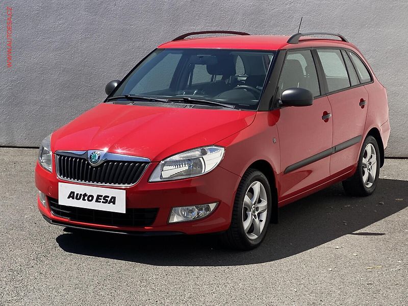 Škoda Fabia (2011) 1.2 TSi, ČR, Active - fotka 3 z 17