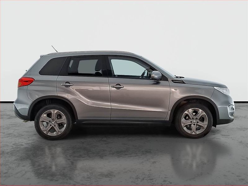 Suzuki Vitara (2018) 1.6 VVT, Automat, Tempomat - fotka 6 z 19
