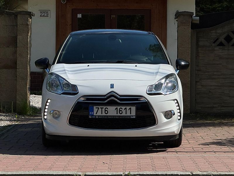 Citroën DS3 1.6HDi 82kW ČR KŮŽE NOVÁ STK  - fotka 2 z 21