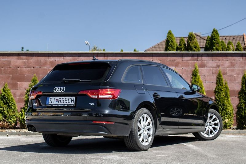 Audi A4 - fotka 5 z 27