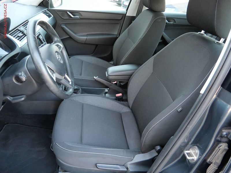 Škoda Rapid (2016) 1.2 TSi, Ambition, xenon - fotka 9 z 25
