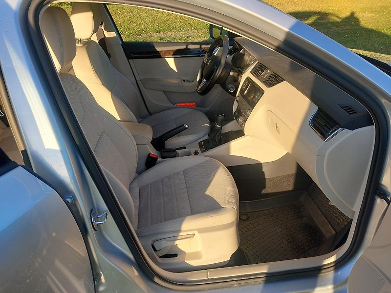Škoda Octavia (2016) 46tis km, tažné, původ ČR - fotka 13 z 36