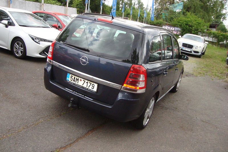 Opel Zafira (2008) 1.9 CDTi,7-M,2.Maj.S.Kn.STK 28 - fotka 7 z 50