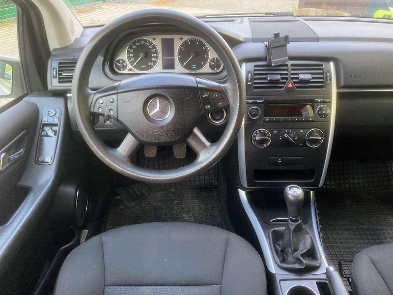 Mercedes-Benz Třídy B 1,7i (85kW) *STK DO 8/2027* - fotka 7 z 17