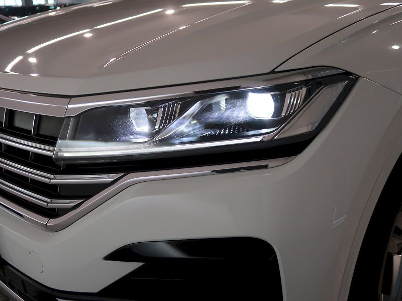 Volkswagen Touareg (2021) R-LINE 3.0TDI 170KW 4x4  TAŽNÉ - fotka 10 z 44