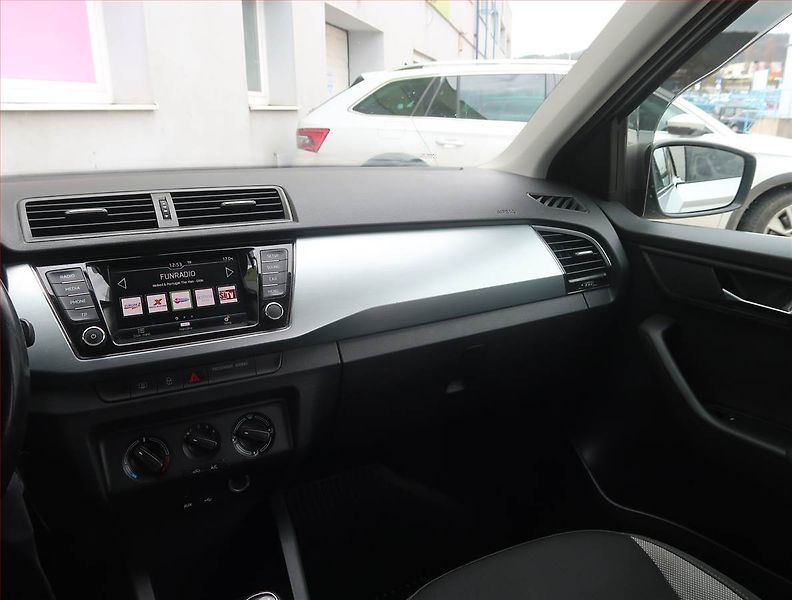 Škoda Fabia (2017) 1.4 TDI, jezdí dobře - fotka 8 z 17