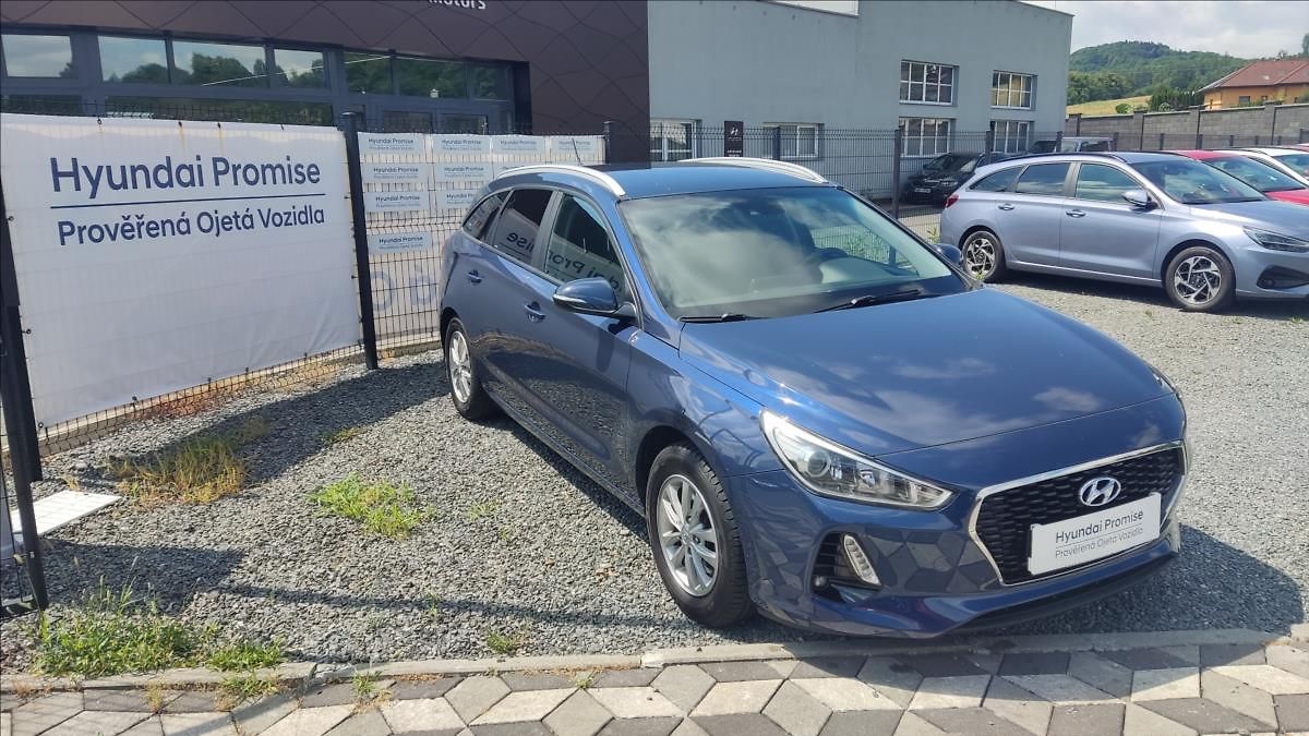 Hyundai i30 1,0 T-GDI TRIKOLOR COMFORT