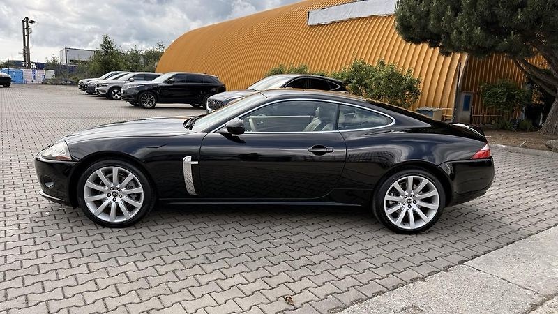 Jaguar XK (2009) V8 3.5i, REZERVOVÁNO - fotka 45 z 55