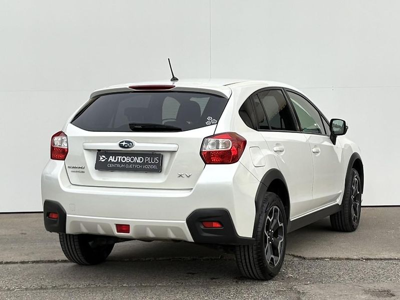 Subaru XV 2.0i 110kW AT AWD Executive - fotka 2 z 25