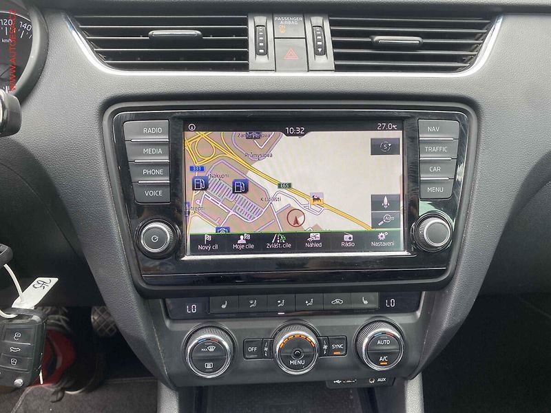 Škoda Octavia (2017) 2.0 TDi, Style, navi - fotka 16 z 17