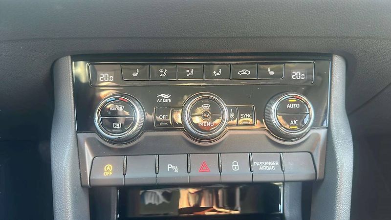 Škoda Karoq Top Selection 1,5TSI 110kW DSG - fotka 16 z 31