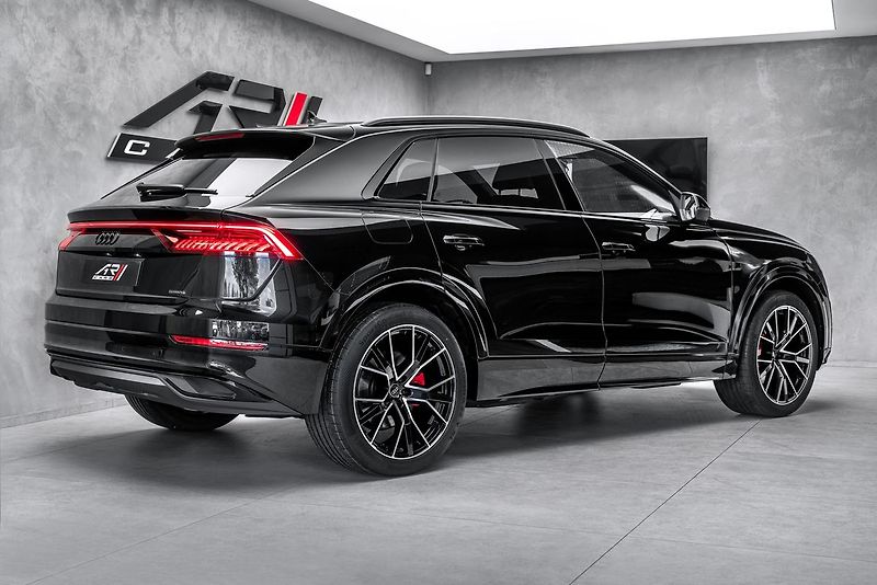 Audi Q8 50TDI S-line Matrix Vzduch - fotka 5 z 18