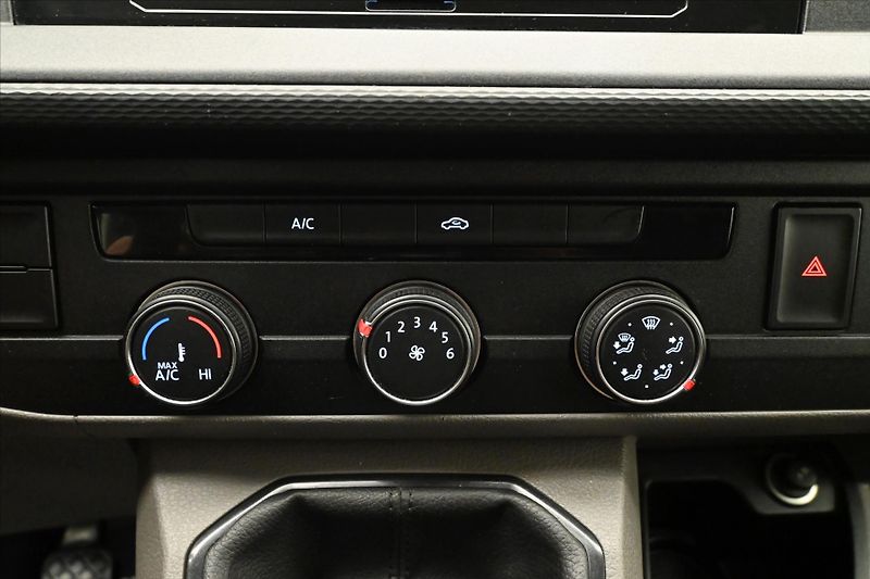 Volkswagen Transporter 2,0 TDI 81kW Tempomat Záruka a - fotka 20 z 28