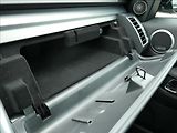 Land Rover Discovery 3,0 D250 R-Dynamic SE 1Maj DPH - náhled 32