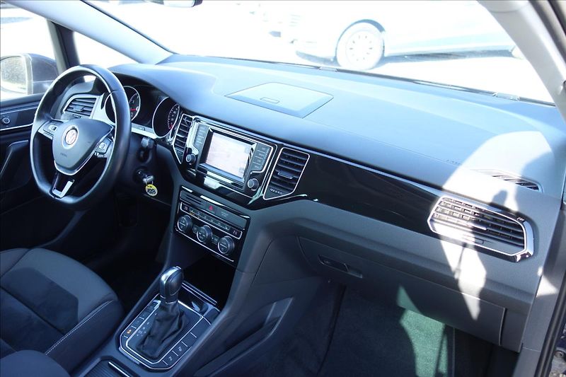 Volkswagen Golf Sportsvan 1,4 TSi 110KW,ČR,HIGHLINE,DSG. - fotka 14 z 51