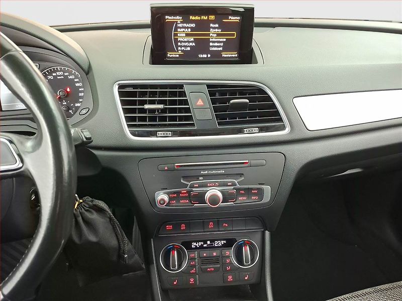 Audi Q3 (2016) 2.0 TDI, ČR,1.maj, Tempomat - fotka 12 z 19
