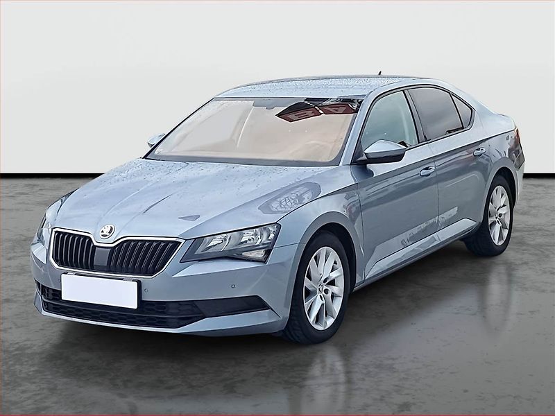 Škoda Superb (2017) 2.0 TDI, Serv.kniha, Tempomat - fotka 2 z 17
