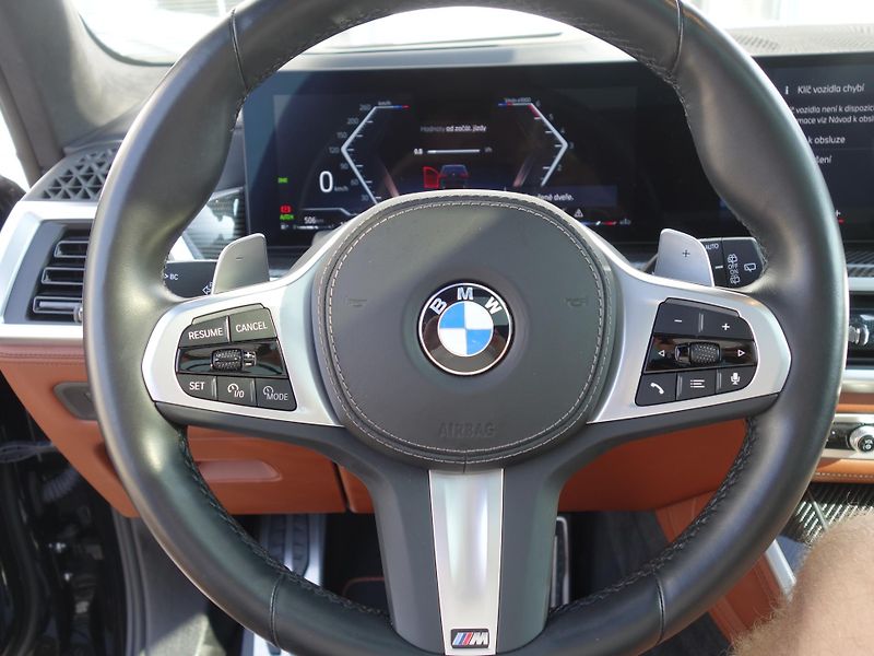 BMW X5 (2024) 40 d xDrive M Sport - fotka 14 z 20