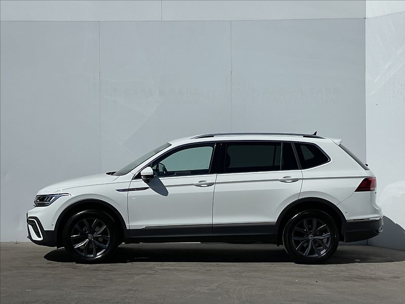 Volkswagen Tiguan Allspace 1,5 TSI DSG Life ACC+NAVI+PDC - fotka 2 z 23