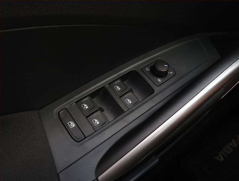 Škoda Fabia (2023) Style 1.5 TSI - fotka 18 z 22