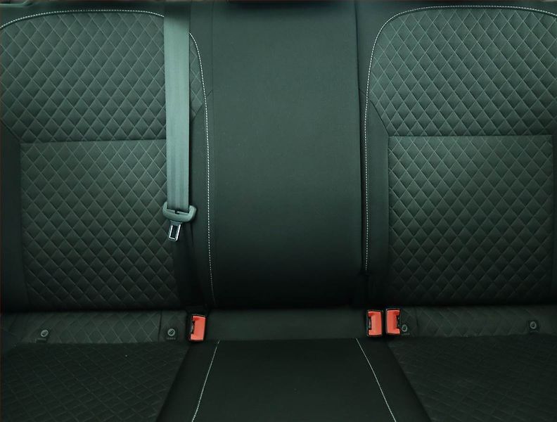 Škoda Rapid (2017) Spaceback 1.2 TSI, Serv.kniha - fotka 10 z 16