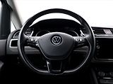 Volkswagen Touran 1,5 TSI 110kW DSG Matrix DPH - náhled 16