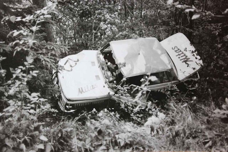 Auto hodně 