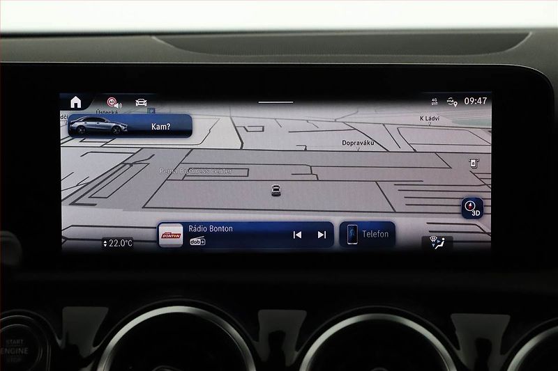Mercedes-Benz Třídy A (2025) A 200, AMG Line, Navigace - fotka 13 z 23