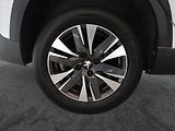 Peugeot 2008 (2018) Allure 1.2 PureTech, ČR,1.maj - náhled 15